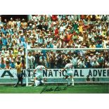 Gordan Banks and Pele dual England Signed 16x12 inch football colour photo. Good Condition. All