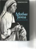 Mother Teresa MC signed hardback book by Desmond Doig. Her People and Her Work. Inscribed Dear Alain