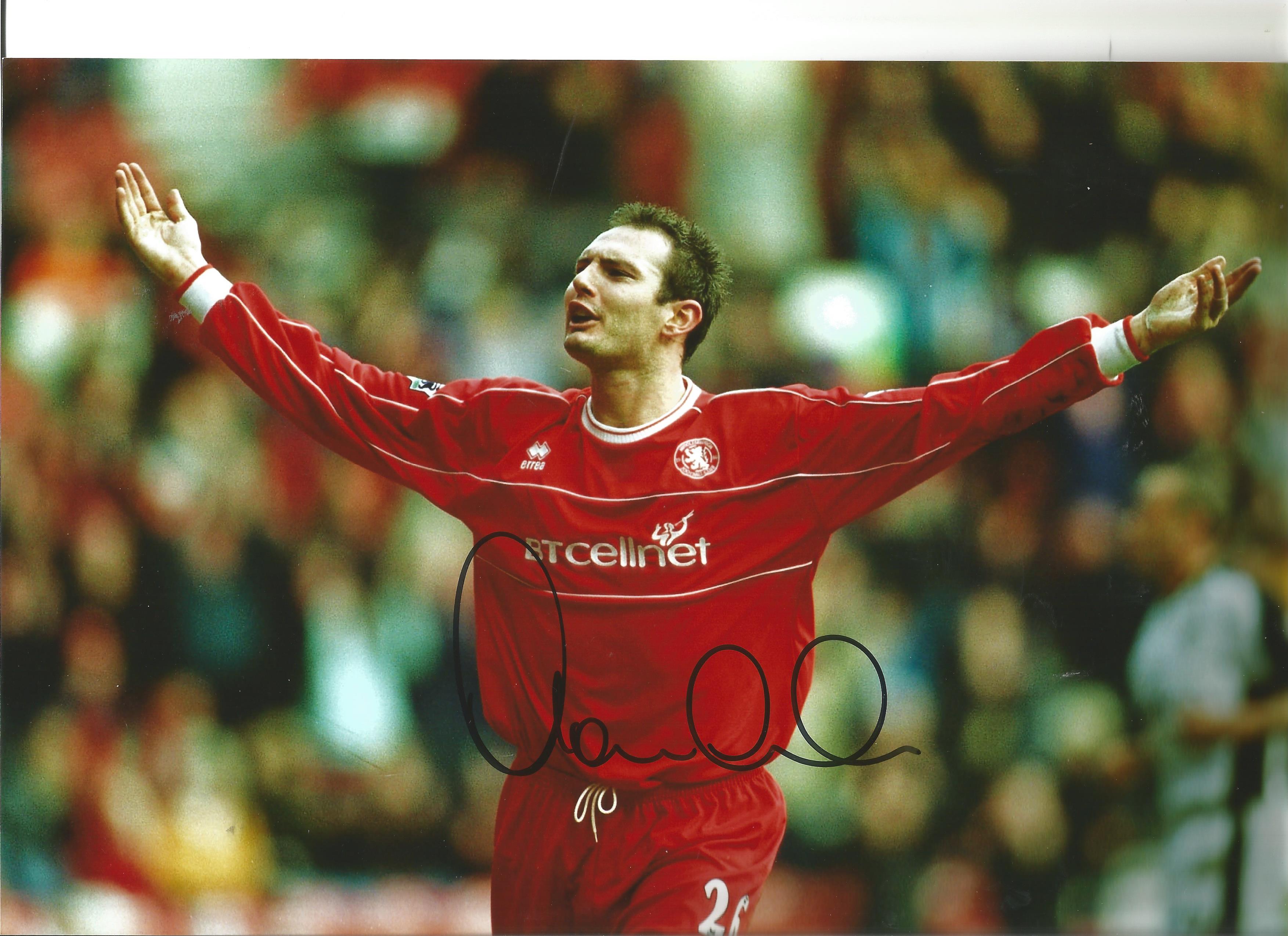 Football Noel Whelan 12x8 Signed Colour Photo Pictured Celebrating While Playing For Middlesbrough