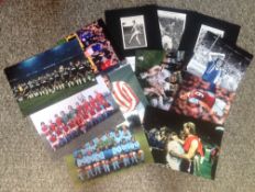 Football collection 12 assorted signature piece and signed photos includes names such as Eric Gates,