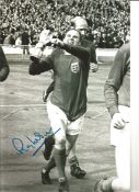 Ray Wilson 66 England Signed 12 x 8 inch football photo. Good Condition. All autographs are