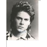 Rob Lowe Hollywood Actor Signed 8x10 Photo. Good Condition. We combine postage on multiple winning