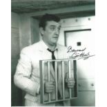 Bernard Cribbins signed 10x8 black and white photo. English character actor, comedy actor, voice-