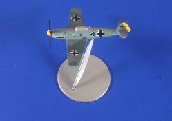 World War Two Icarus Models 104 German Me Bf109E Battle Of Britain Model Airplane Boxed Ltd. Good