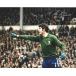 Peter Bonetti Chelsea football legend signed 10 x 8 colour photo. Good Condition. We combine postage