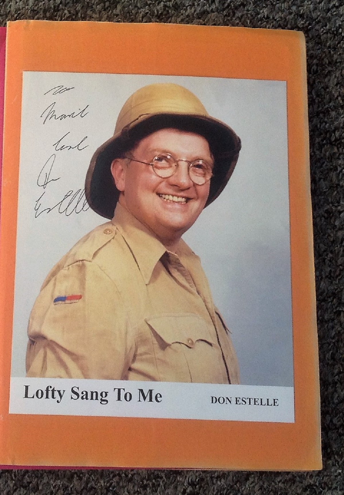 Assorted signature collection in scrapbook. Various names included amongst them are Don Estelle 10x8 - Image 7 of 7