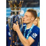 Leicester City Jamie Vardy signed 16 x 12 inch football photo. Supplied from stock of www.