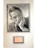 Peter Finch genuine authentic signed autograph photo display. A 10" x 8" photo in a double 3D