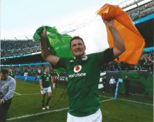 Donnacha Ryan Signed Ireland Rugby 8x10 Photo. Good Condition. All signed pieces come with a