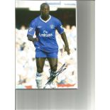 Football Claude Makélélé signed 10x8 mounted colour photo pictured while playing for Chelsea. Claude