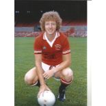 Jimmy Nicholl 1978 Football Autographed 12 X 8 Photo, A Superb Image Depicting The Man United Full