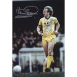 Leeds United Kenny Burns, Football Autographed 12 X 8 Photo, A Superb Image Depicting The Leeds