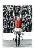 Gordon Hill Signed Manchester United Fa Cup Final 12x16 Photo . Good Condition. All signed pieces