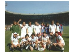 Football Stuart Pearson 10x8 signed colour photo pictured after West Ham United winning the 1980
