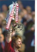 Steven Pressley Hearts Signed 12 x 8 inch football photo. Good Condition. All signed pieces come