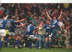 Graeme Stuart ,Joe Parkinson and David Unsworth Everton Signed 12 x 8 inch football photo. Good
