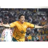 Harry Kewell Australia Signed 12 x 8 inch football photo. Good Condition. All signed pieces come