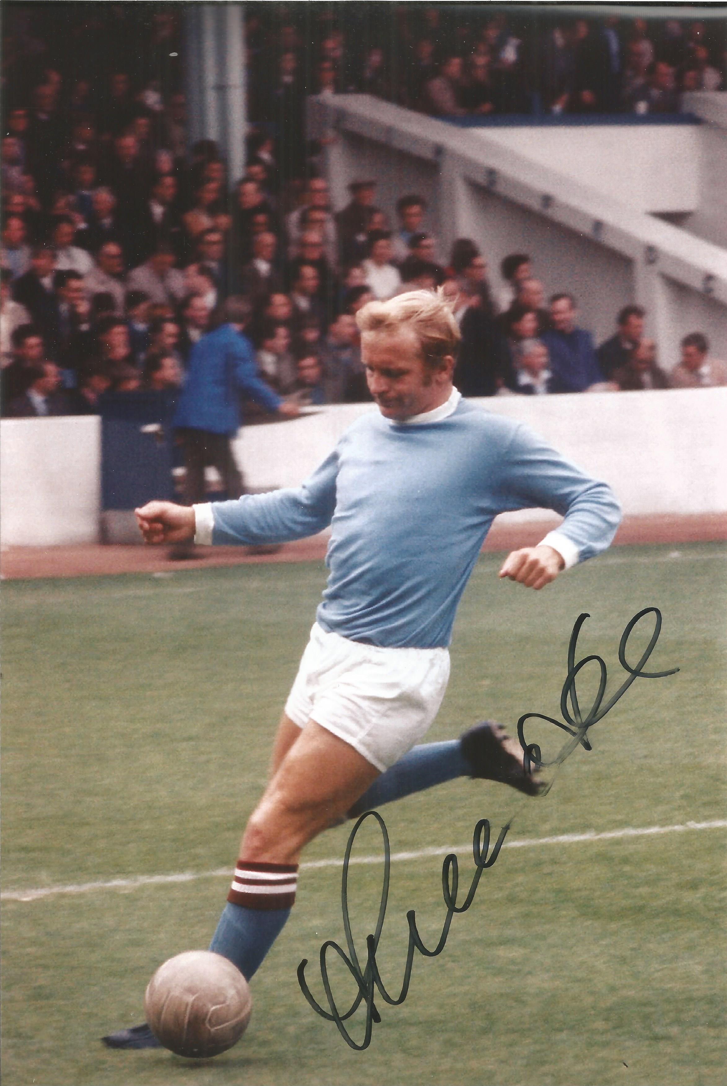 Football Francis Lee 10x8 signed colour photo pictured in action for Manchester City. Good