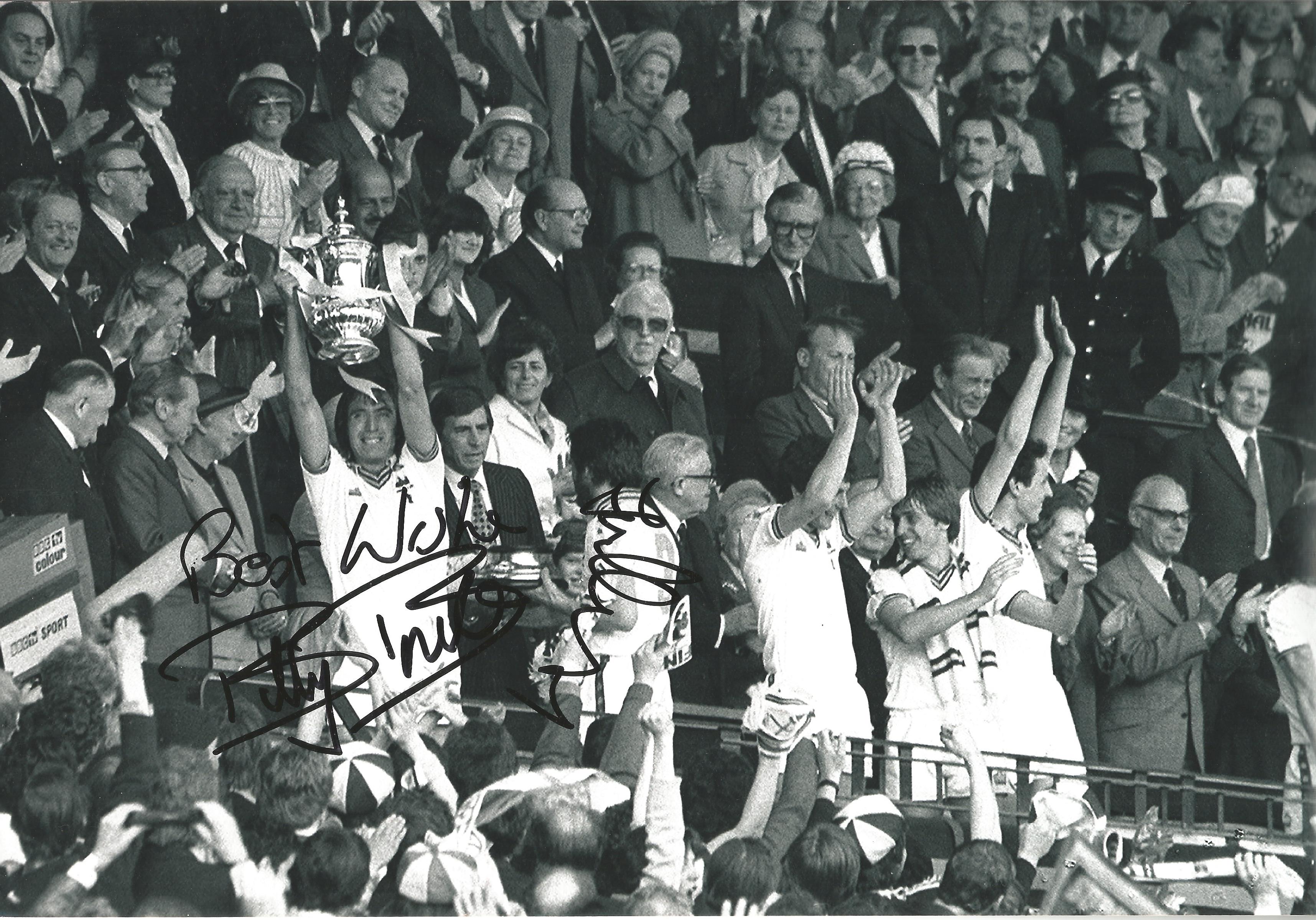 Billy Bonds and Frank Lampard snr West Ham Signed 12 x 8 inch football photo. Good Condition. All