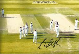 Courtney Walsh Signed 10 x 8 inch cricket photo. Good Condition. All signed pieces come with a