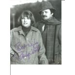 Penelope Keith The Good Life 10 X 8 Photograph. Good Condition. All signed pieces come with a