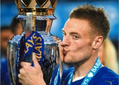 Jamie Vardy Leicester City Signed 16 x 12 inch football photo. Good Condition. All signed pieces