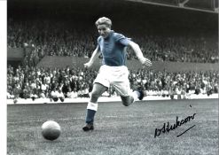 Dave Hickson Everton Signed 16 x 12 inch football photo. Good Condition. All signed pieces come with