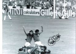 Paolo Rossi Italy Signed 16 x 12 inch football photo. Good Condition. All signed pieces come with