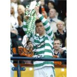 Alan Thompson Celtic Signed 16 x 12 inch football photo. Good Condition. All signed pieces come with