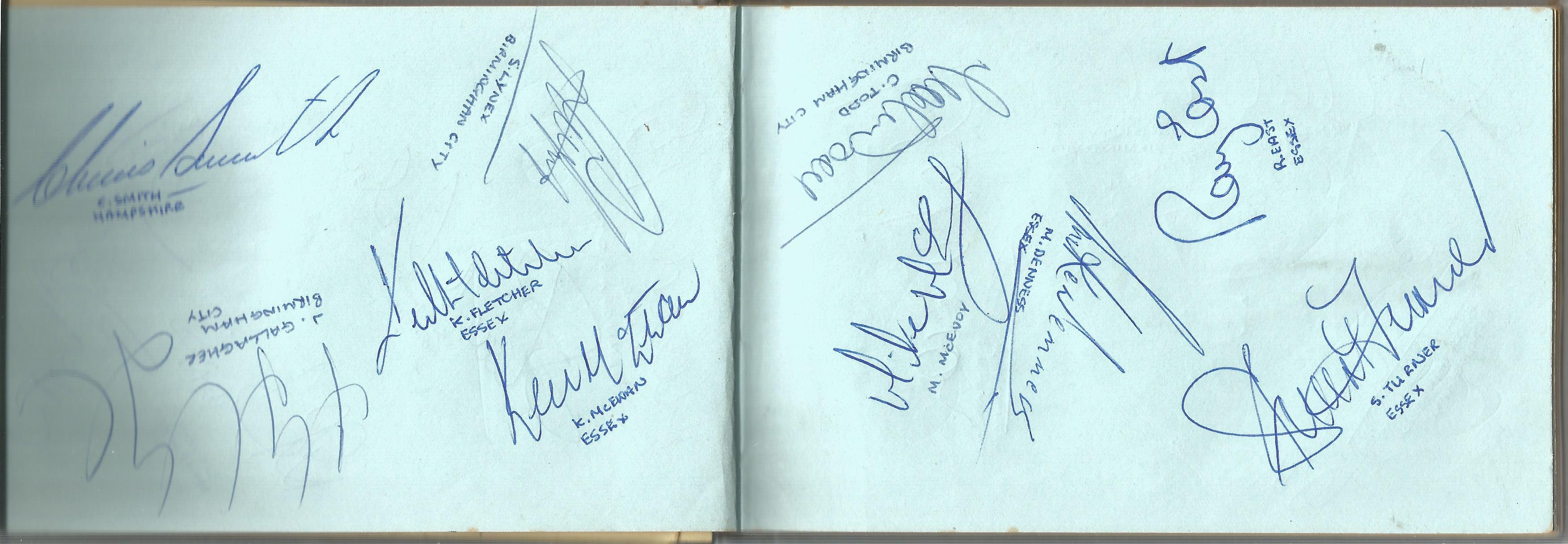 Football and Cricket Legends Autograph book over 150 signatures from some legendary names of the - Image 4 of 8
