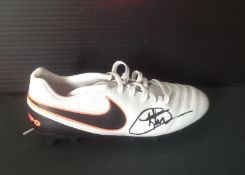 Football Didier Deschamps signed Nike football boot. Didier Claude Deschamps (born 15 October