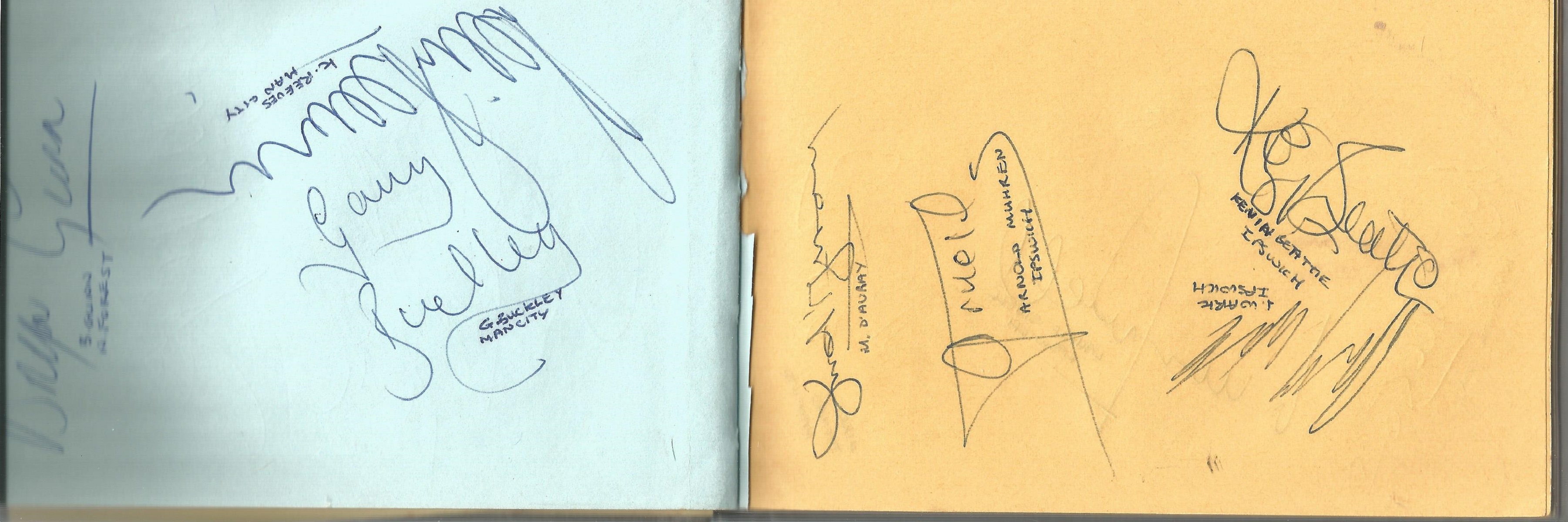 Football and Cricket Legends Autograph book over 150 signatures from some legendary names of the - Image 5 of 8