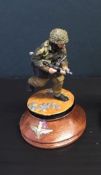 One British, one American Paratrooper from a very limited edition. Soldiers models pair on Wooden