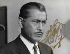 Toshiro Mifune Signed 10 x 8 b/w photo Grading for English signature underneath Japanese writing