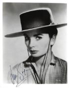 Jean Simmons Signed 10 x 8 inch b/w photo from Big Country. Condition 8/10. All autographs are
