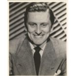 Kirk Douglas Signed 10 x 8 inch b/w full portrait photo, scratchy silver sharpie autograph dated