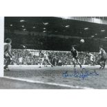 FRANK LAMPARD football autographed 12 x 8 photo, a superb image depicting the West Ham United full-