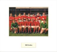 Bill Foulkes signed 13x11 mounted Manchester United 1960s team colour photo. William Anthony Foulkes