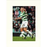 Roy Keane signed 16x12 overall mounted colour photo pictured during his time with Celtic F. C in