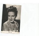 Phyllis Calvert (1915-2002) Actress Signed Vintage Postcard. Good Condition. All autographs are