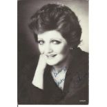 Julia McKenzie signed 6 x 4 inch b/w photo dedicated. Good Condition. All autographed items are