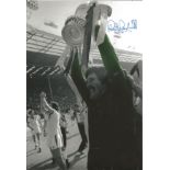 PHIL PARKES 1980, football autographed 12 x 8 photo, a superb image depicting the West Ham United