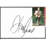 Football Kevin Davies signed 6x4 white card. Kevin Cyril Davies (born 26 March 1977) is an English