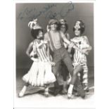 Robin Cousins Ice skater signed 7 x 5 inch b/w photo on the ice to Tim. Good Condition. All