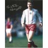 Football Leighton James 10x8 signed colour photo pictured playing for Sunderland. Good Condition.