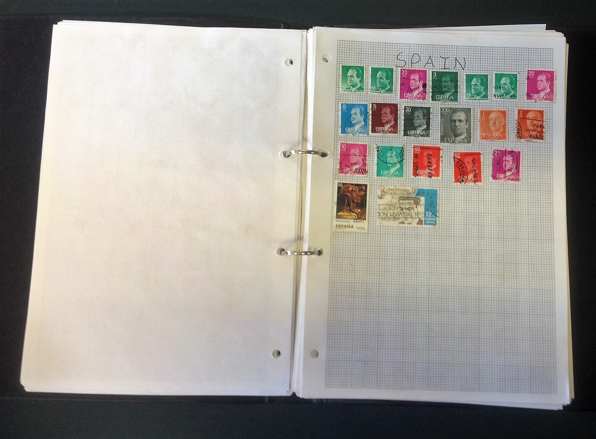 World stamp collection in ring binder. 50+ pages. Includes Singapore, Russia, Kenya, India, USA, - Image 4 of 8