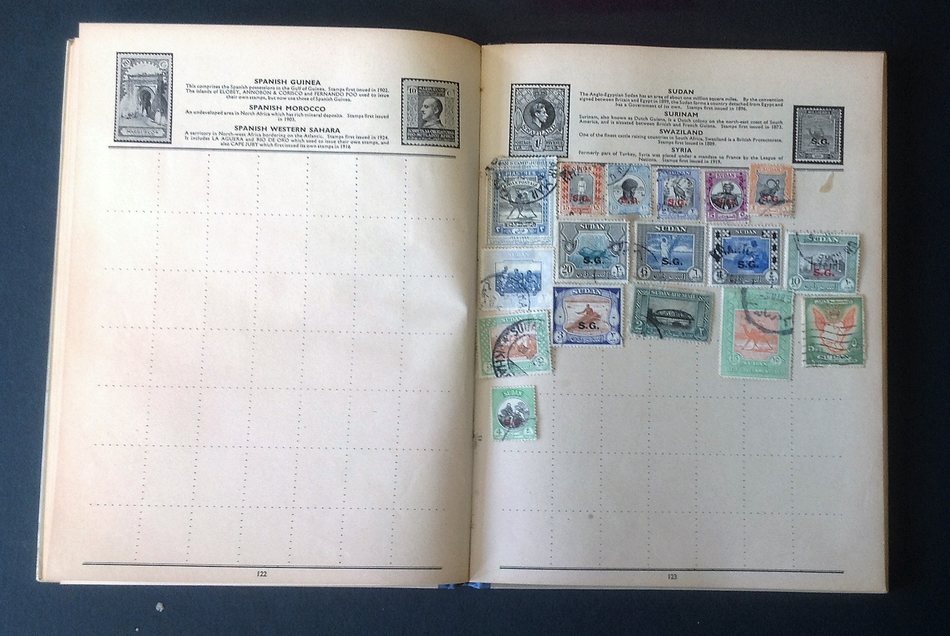 The Champion stamp album containing world stamps. Good condition. We combine postage on multiple - Image 4 of 5