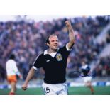 Archie Gemmill 1978, Football Autographed 16 X 12 Photo, A Superb Image Depicting Gemmill Punching