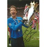 Football Edwin Van Der Sar signed 12x8 colour photo pictured with the Premier League Trophy while