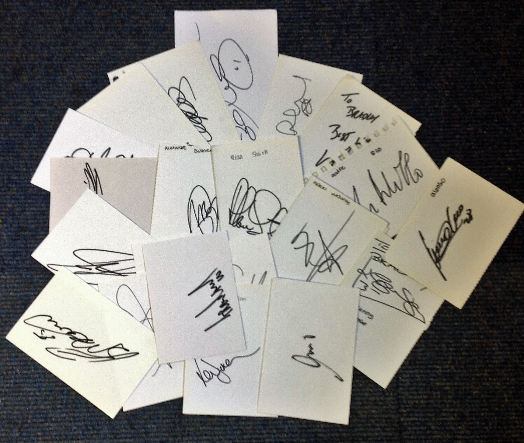 Football collection 25 signed white cards from past and present premier league players some great